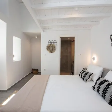 Avli Apartment